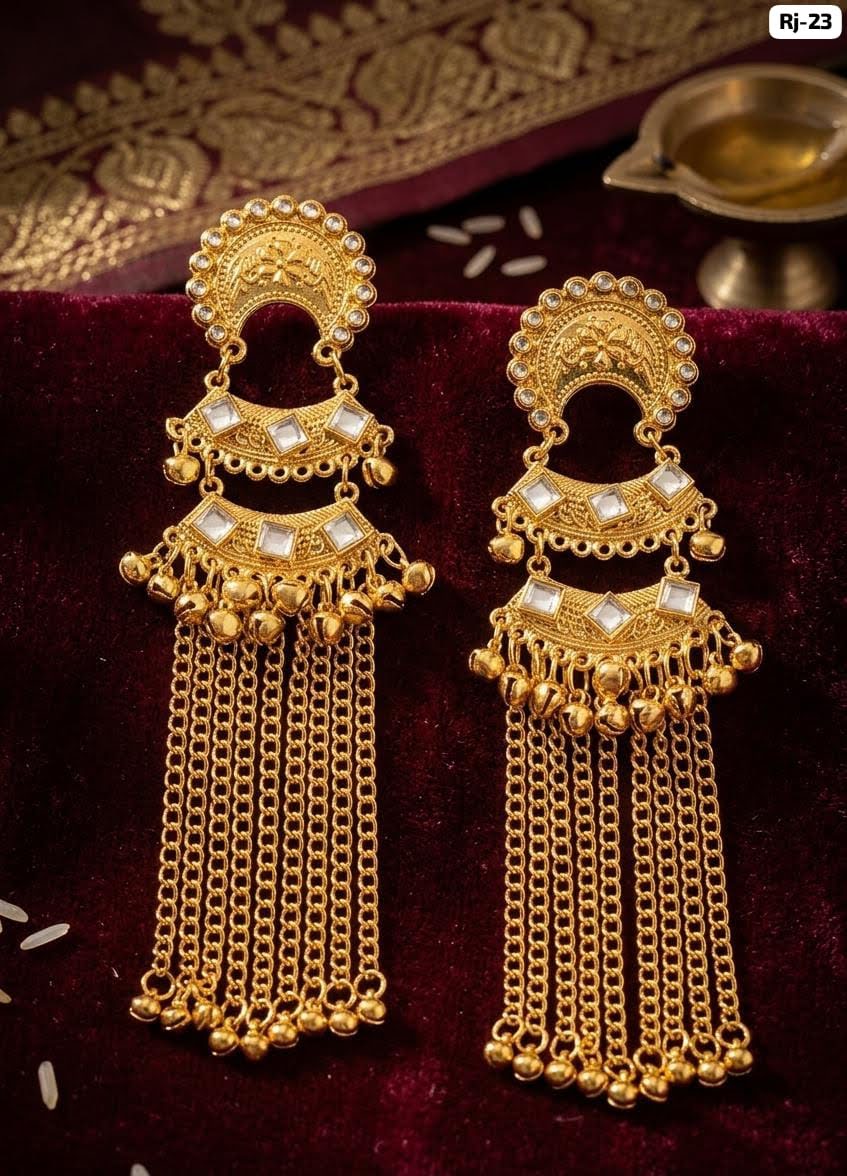 Traditional Gold Plated Long Chain Earrings with Green Stone | पारंपरिक सोन्याचा मुलामा असलेले लांब साखळी इयररिंग्स