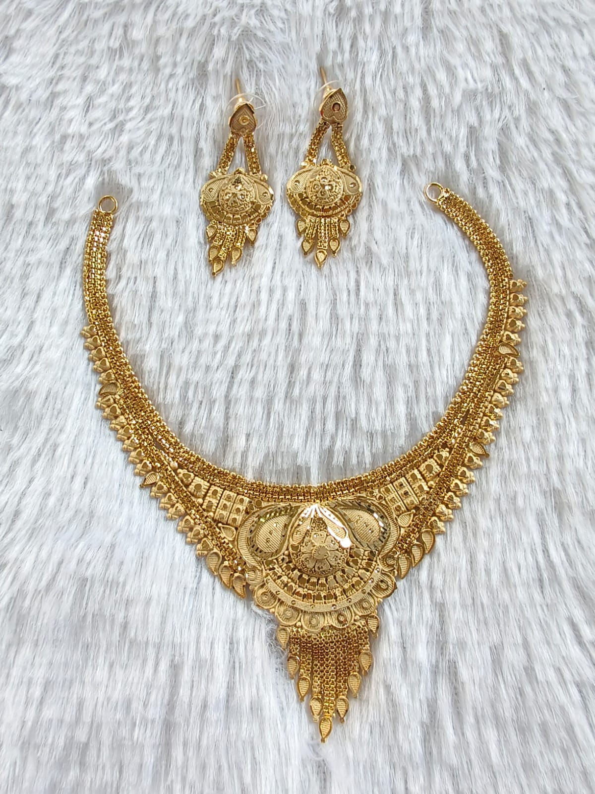 1 Gram Gold Plated Royal Necklace Set with Earrings
