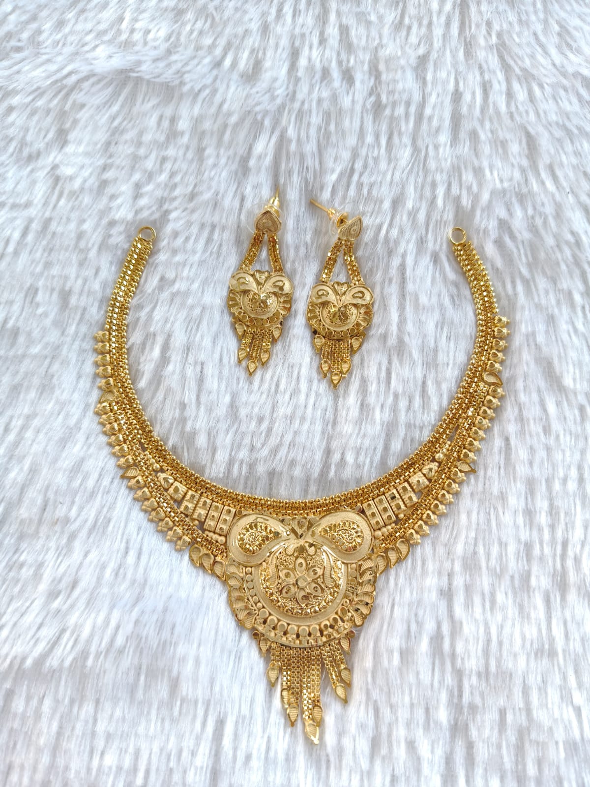 1 Gram Gold Plated Royal Necklace Set with Earrings